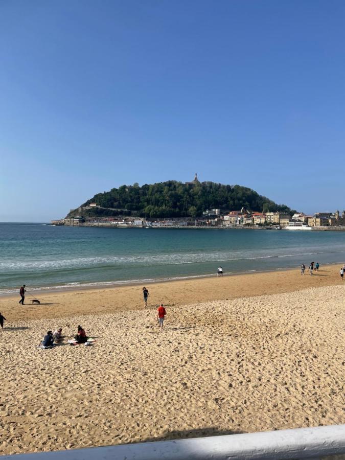 Pensión Artea San Sebastián Exterior foto